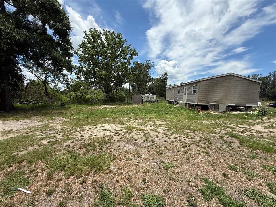 For Sale: $899,900 (1 beds, 1 baths, 900 Square Feet)