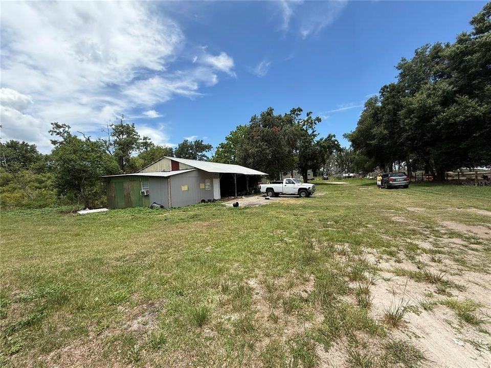 For Sale: $899,900 (1 beds, 1 baths, 900 Square Feet)