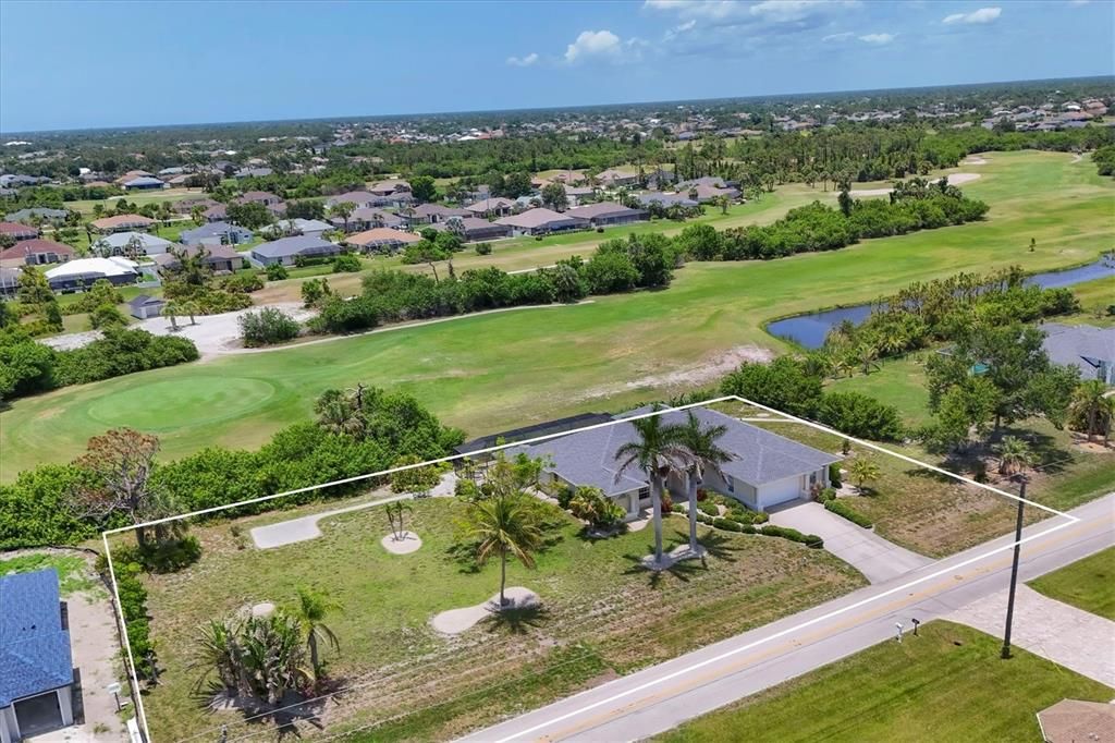 合同活跃: $540,000 (3 贝兹, 4 浴室, 2990 平方英尺)