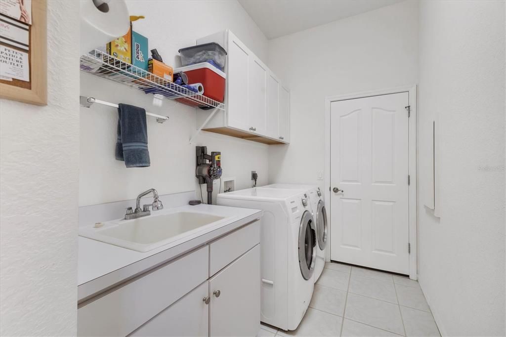 合同活跃: $540,000 (3 贝兹, 4 浴室, 2990 平方英尺)