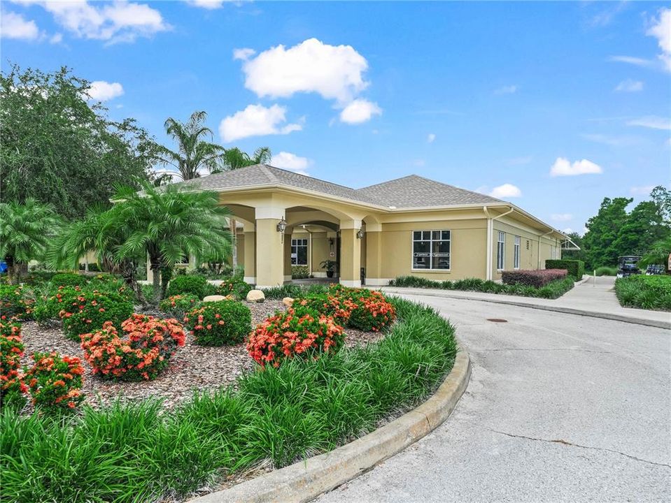 待售: $170,000 (2 贝兹, 2 浴室, 1017 平方英尺)