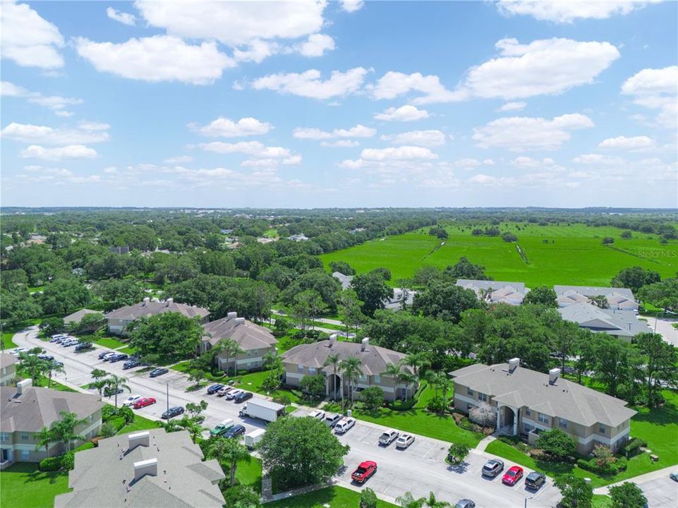 待售: $170,000 (2 贝兹, 2 浴室, 1017 平方英尺)