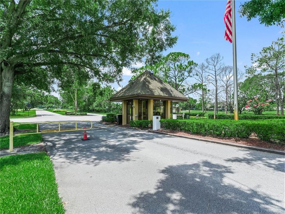 待售: $170,000 (2 贝兹, 2 浴室, 1017 平方英尺)