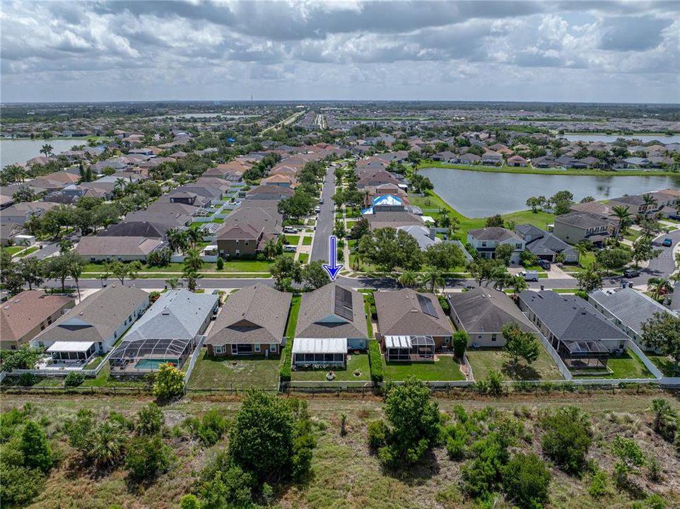 合同活跃: $349,900 (4 贝兹, 2 浴室, 1857 平方英尺)