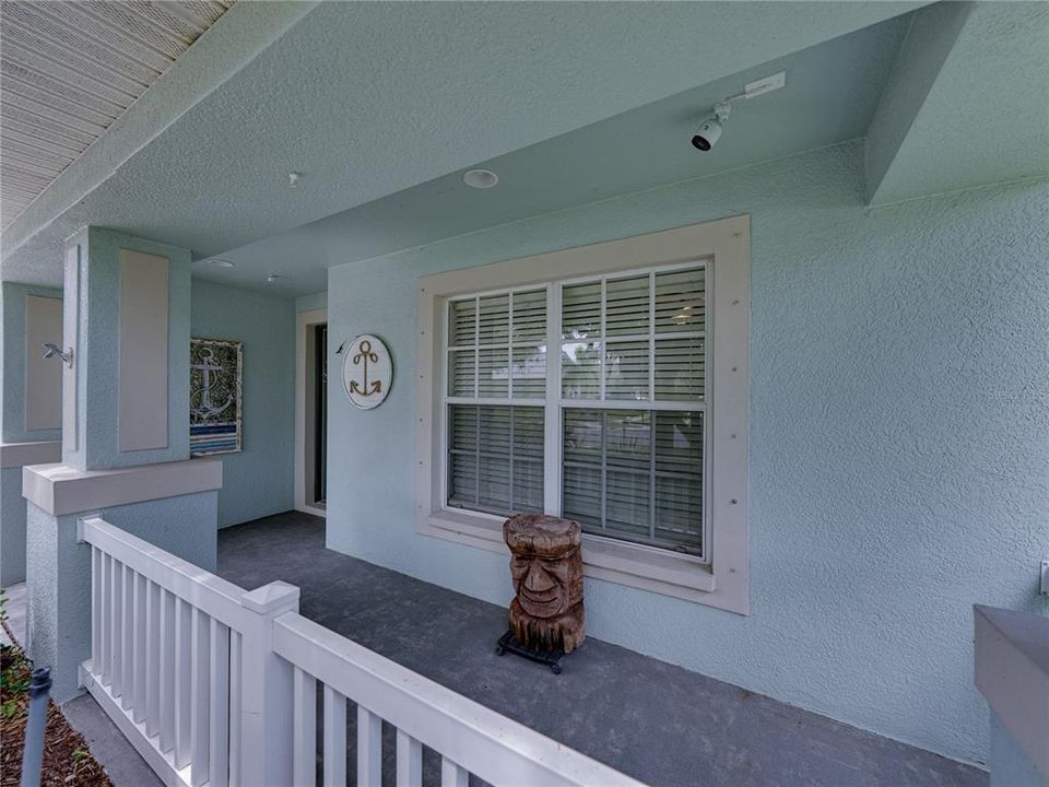 合同活跃: $349,900 (4 贝兹, 2 浴室, 1857 平方英尺)