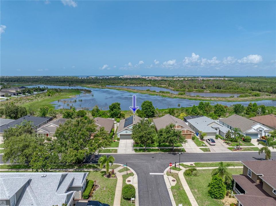 合同活跃: $349,900 (4 贝兹, 2 浴室, 1857 平方英尺)