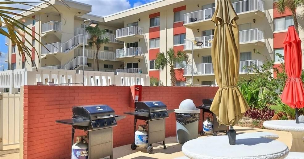 For Rent: $1,700 (2 beds, 2 baths, 1030 Square Feet)