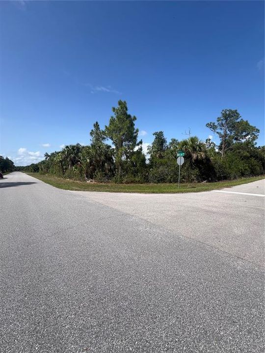 待售: $23,900 (0.26 acres)