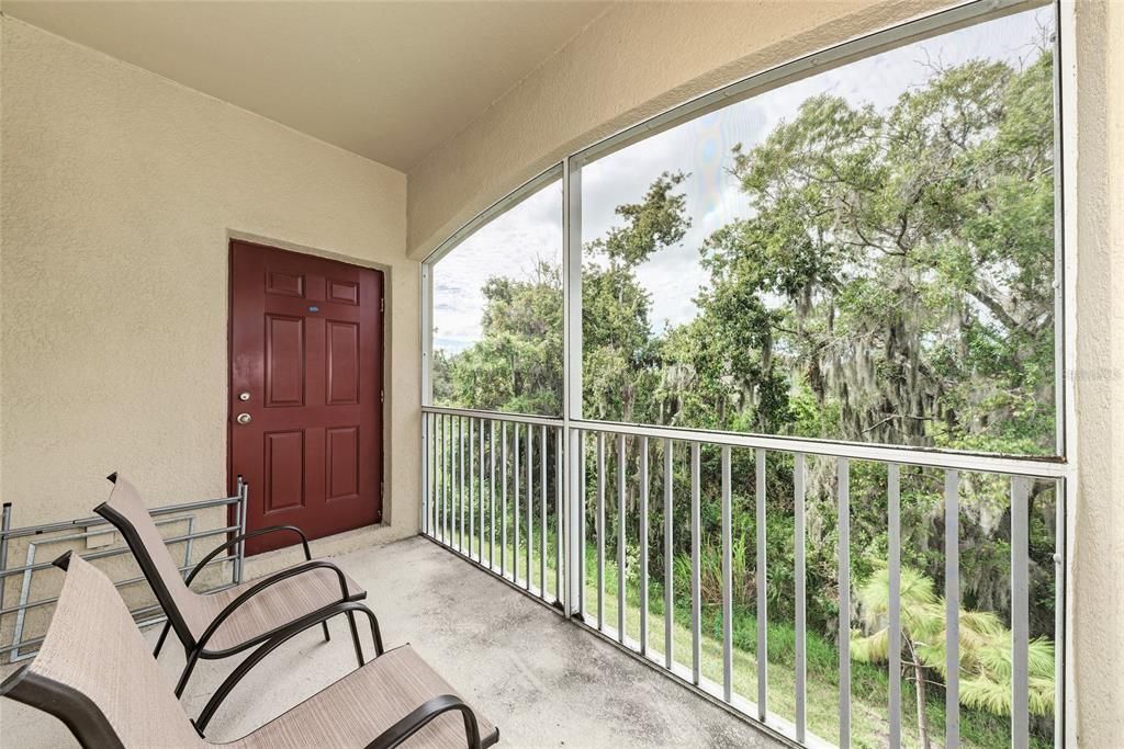 Activo con contrato: $2,350 (3 camas, 2 baños, 1675 Pies cuadrados)