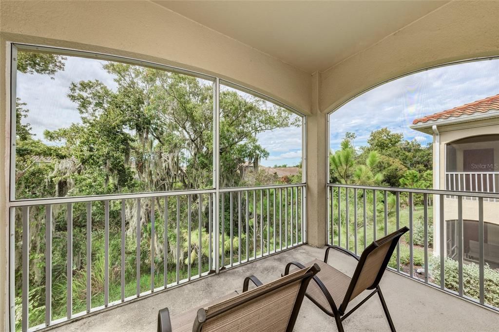 Activo con contrato: $2,350 (3 camas, 2 baños, 1675 Pies cuadrados)