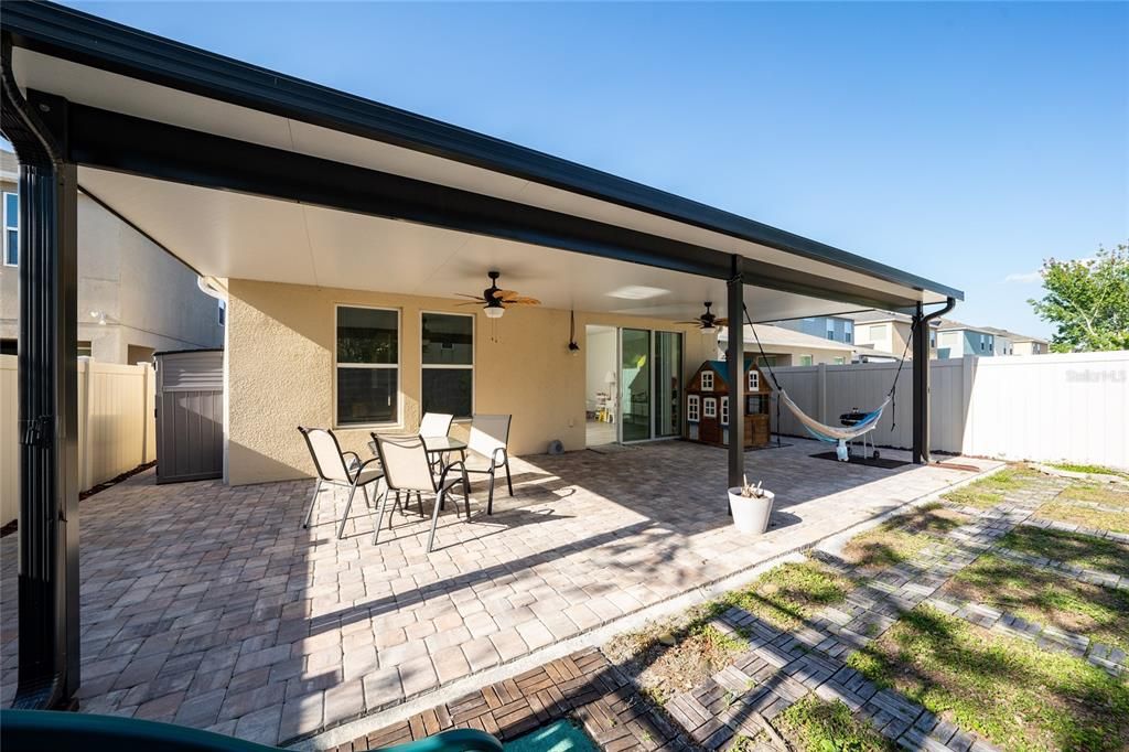 Active With Contract: $2,450 (3 beds, 2 baths, 1630 Square Feet)