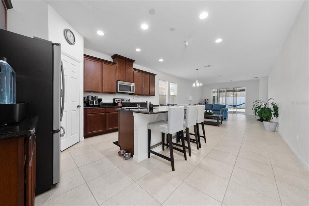 Active With Contract: $2,450 (3 beds, 2 baths, 1630 Square Feet)