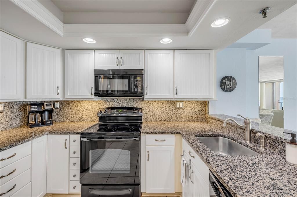 Activo con contrato: $675,000 (2 camas, 2 baños, 1385 Pies cuadrados)