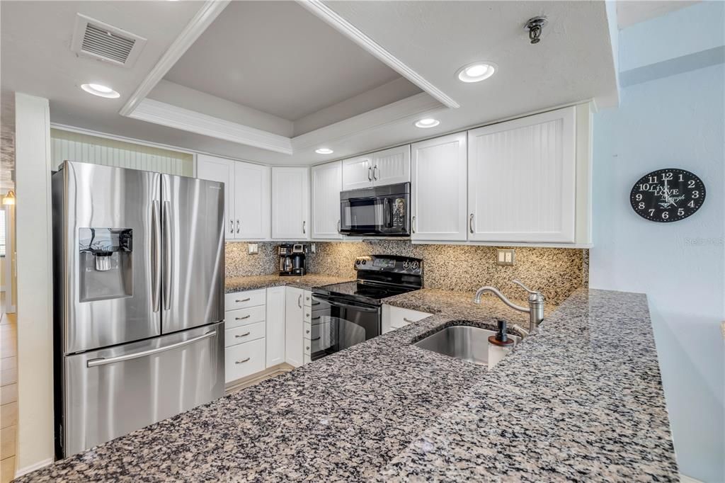 Activo con contrato: $675,000 (2 camas, 2 baños, 1385 Pies cuadrados)