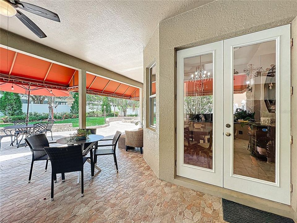 For Sale: $850,000 (5 beds, 4 baths, 3958 Square Feet)