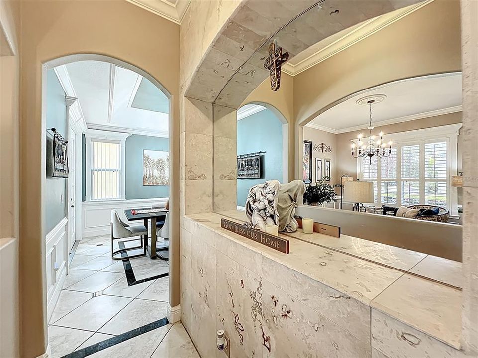 For Sale: $850,000 (5 beds, 4 baths, 3958 Square Feet)