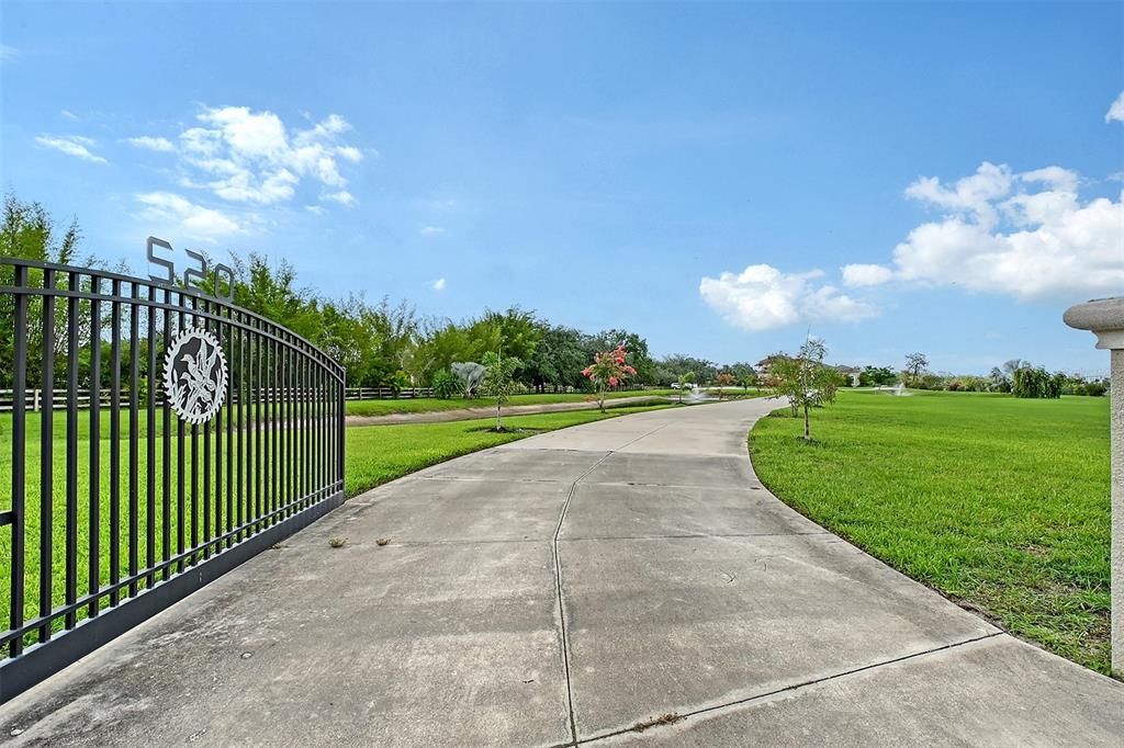 На продажу: $2,195,000 (6 спален, 5 ванн, 5200 Квадратных фут)