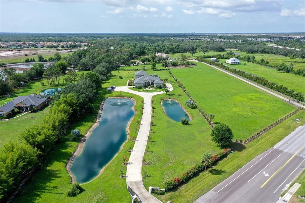 На продажу: $2,195,000 (6 спален, 5 ванн, 5200 Квадратных фут)