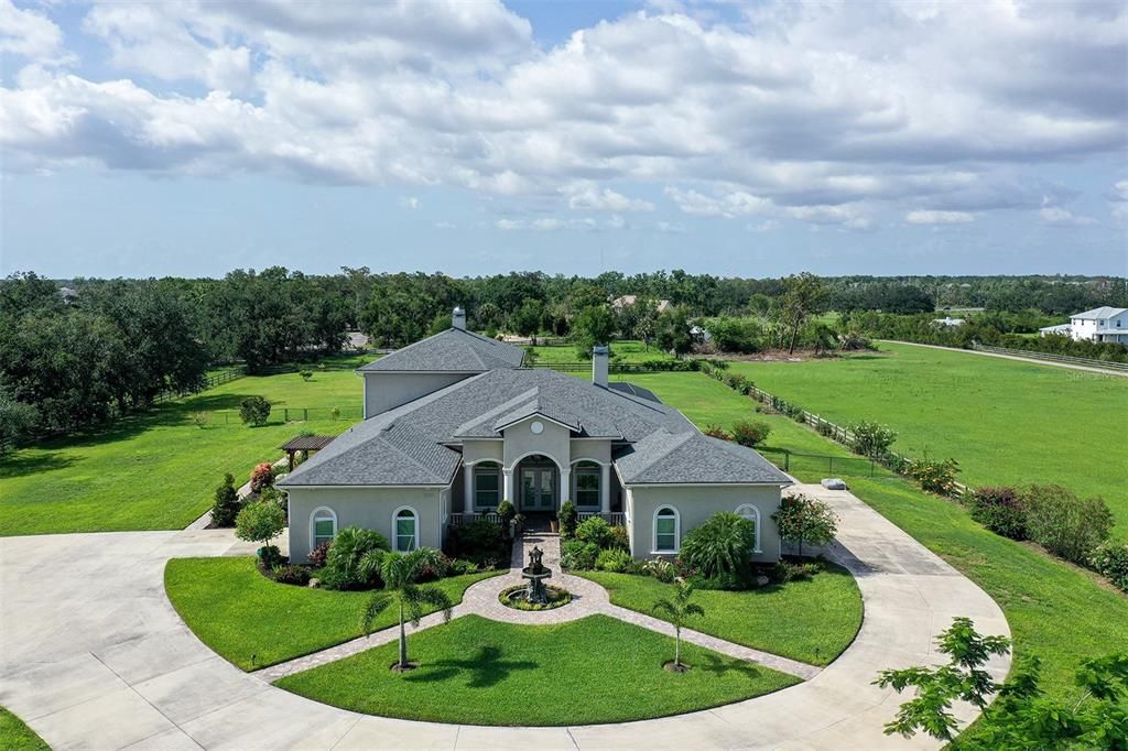 На продажу: $2,195,000 (6 спален, 5 ванн, 5200 Квадратных фут)