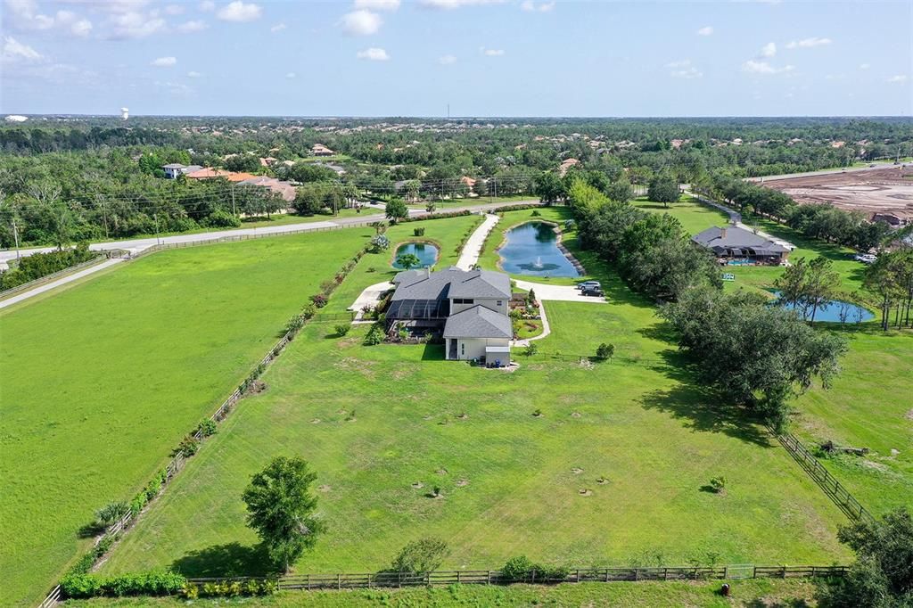 На продажу: $2,195,000 (6 спален, 5 ванн, 5200 Квадратных фут)