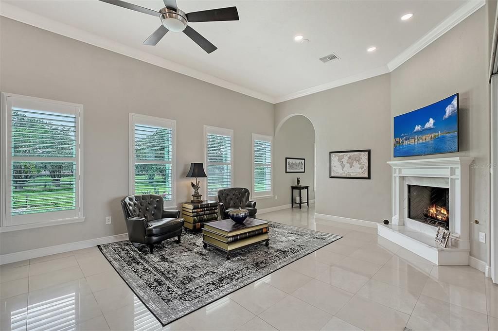 На продажу: $2,195,000 (6 спален, 5 ванн, 5200 Квадратных фут)