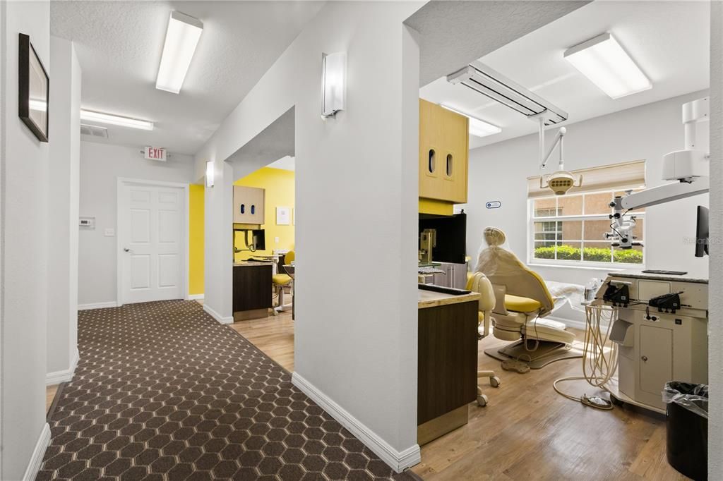 На продажу: $2,150,000 (0 спален, 0 ванн, 2510 Квадратных фут)