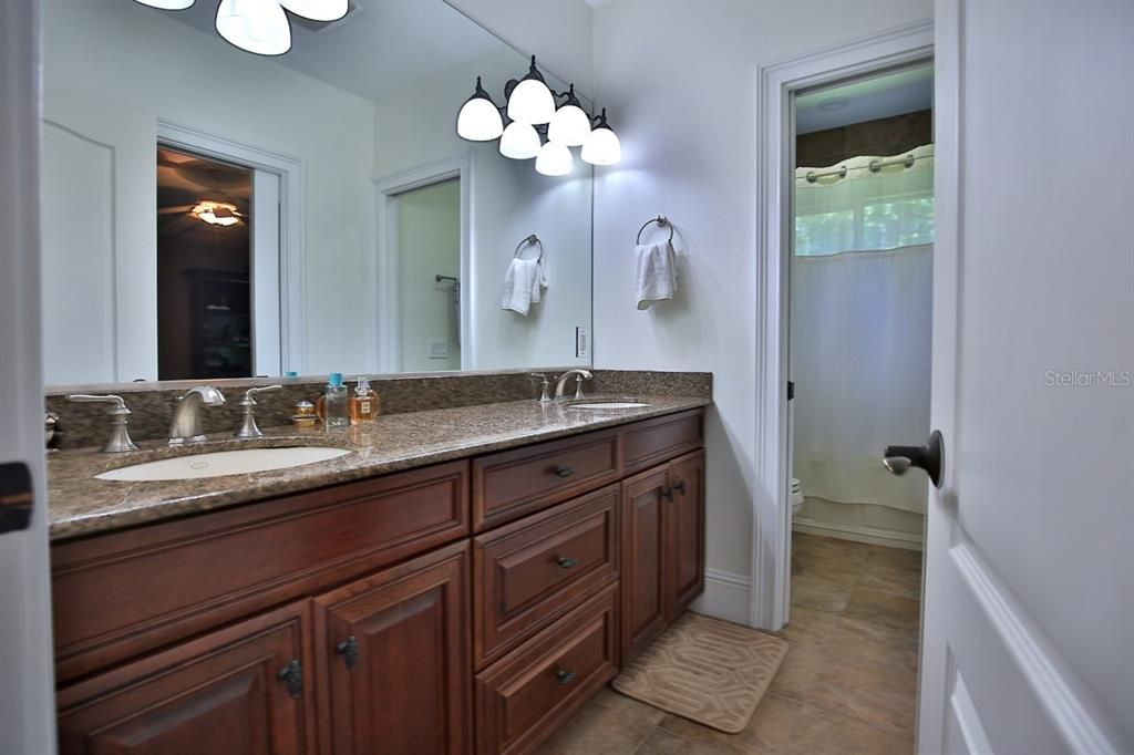 待售: $2,329,000 (4 贝兹, 4 浴室, 5344 平方英尺)