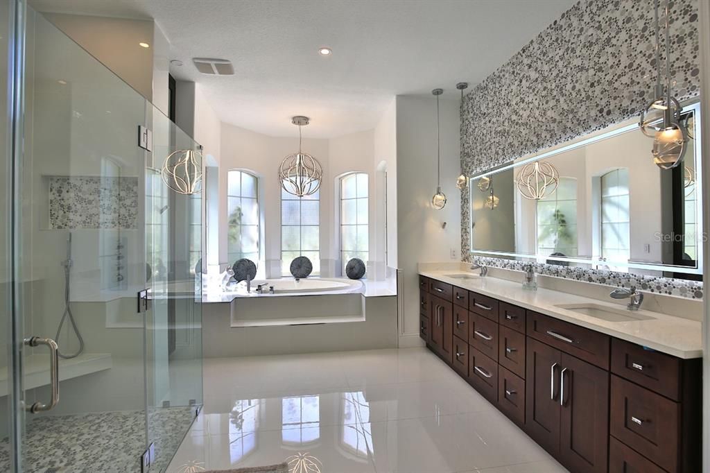 待售: $2,329,000 (4 贝兹, 4 浴室, 5344 平方英尺)