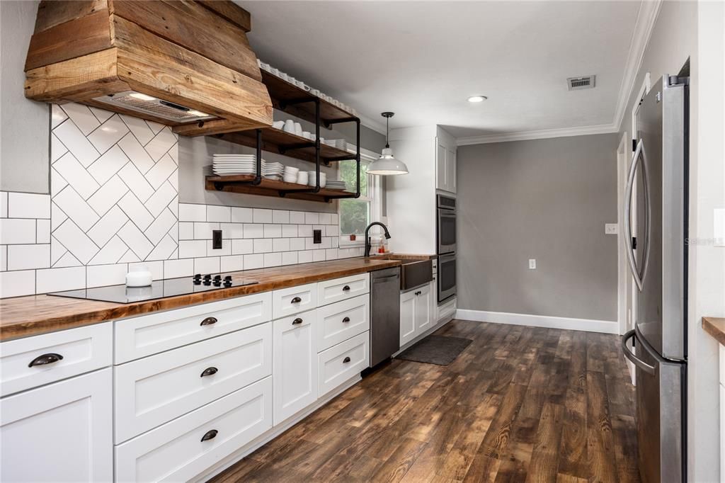 待售: $450,000 (3 贝兹, 2 浴室, 1910 平方英尺)