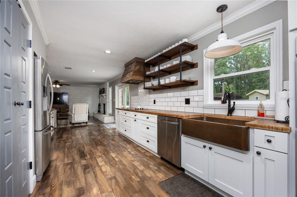 待售: $450,000 (3 贝兹, 2 浴室, 1910 平方英尺)