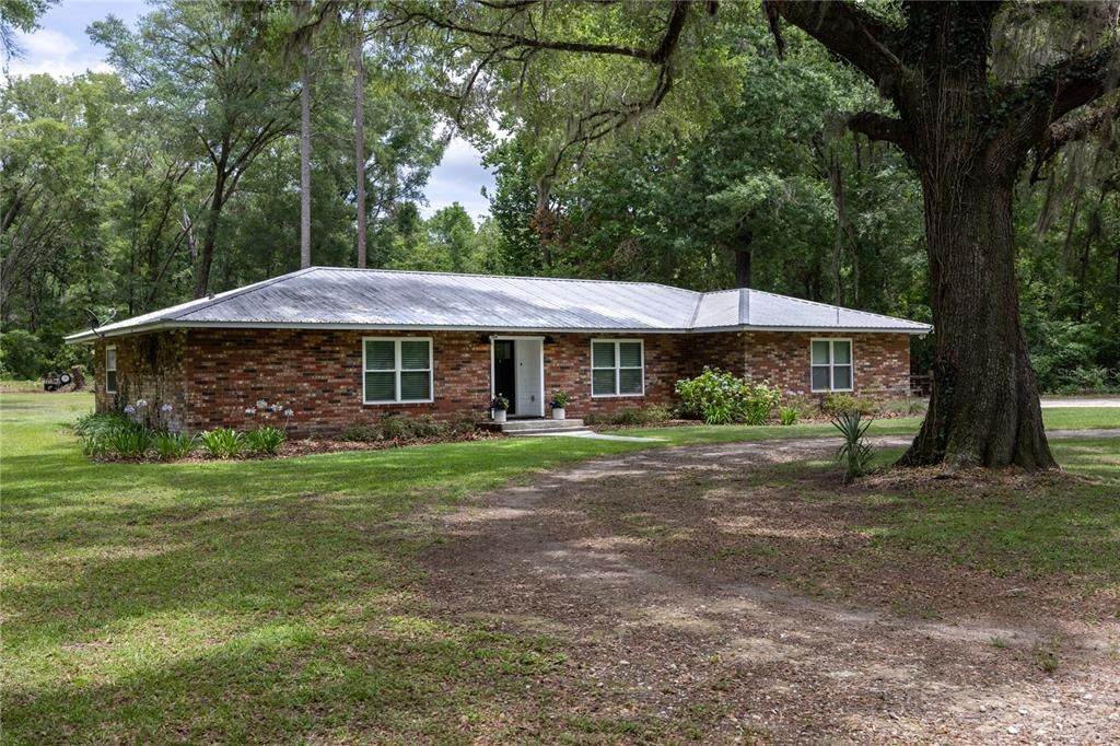 待售: $450,000 (3 贝兹, 2 浴室, 1910 平方英尺)