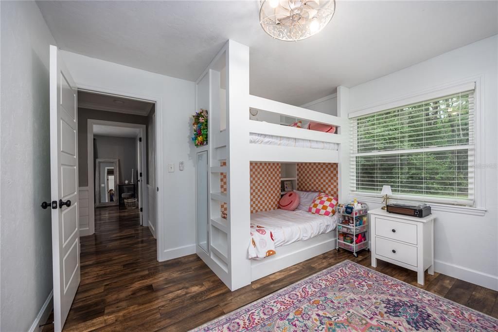 待售: $450,000 (3 贝兹, 2 浴室, 1910 平方英尺)