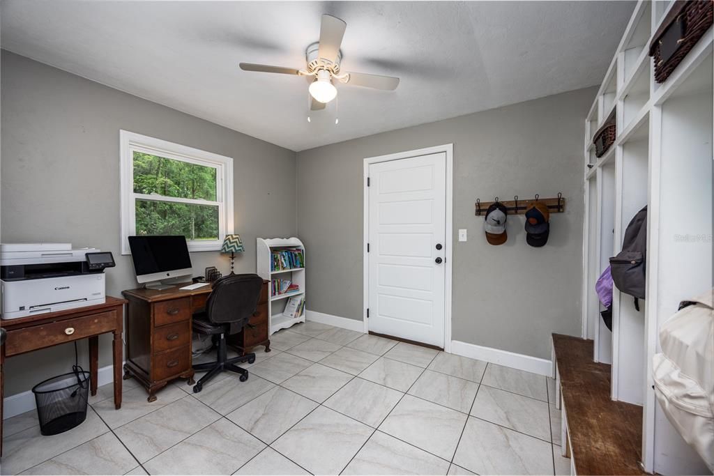 待售: $450,000 (3 贝兹, 2 浴室, 1910 平方英尺)