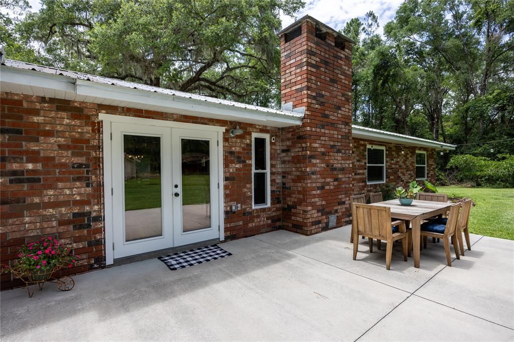 待售: $450,000 (3 贝兹, 2 浴室, 1910 平方英尺)