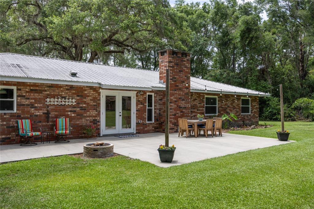 待售: $450,000 (3 贝兹, 2 浴室, 1910 平方英尺)