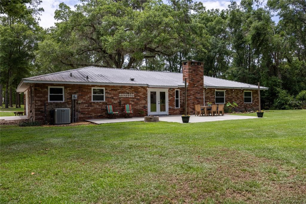 待售: $450,000 (3 贝兹, 2 浴室, 1910 平方英尺)