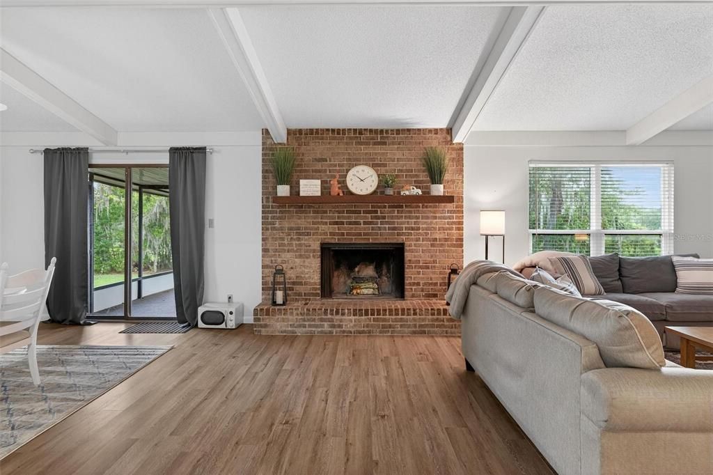 В аренду: $3,150 (3 спален, 2 ванн, 1781 Квадратных фут)