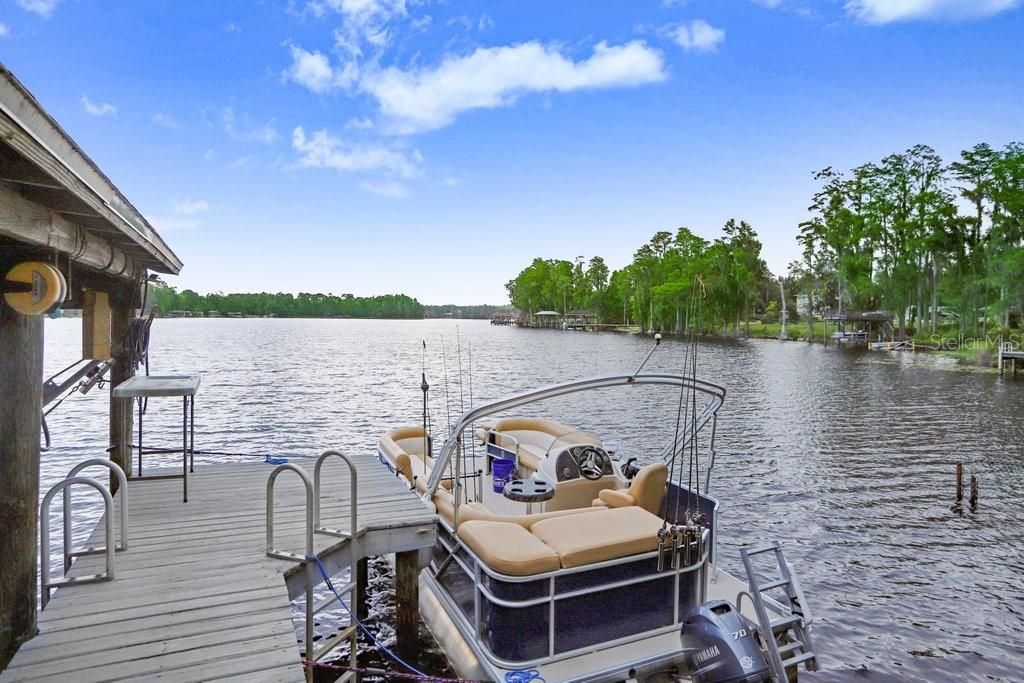 Active With Contract: $1,240,000 (3 beds, 2 baths, 2106 Square Feet)