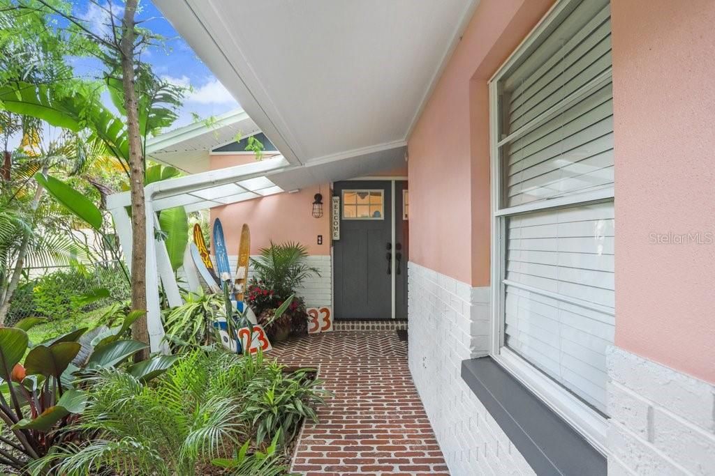 Active With Contract: $1,240,000 (3 beds, 2 baths, 2106 Square Feet)