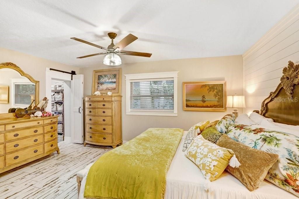 Active With Contract: $1,240,000 (3 beds, 2 baths, 2106 Square Feet)