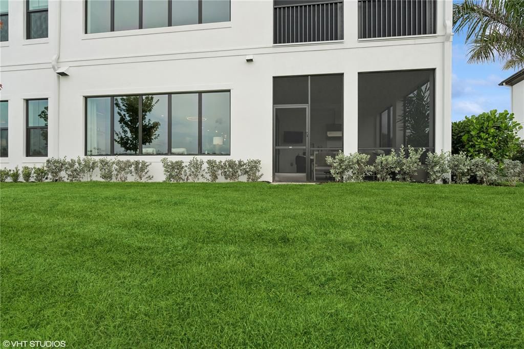 For Sale: $1,200,000 (3 beds, 3 baths, 2369 Square Feet)