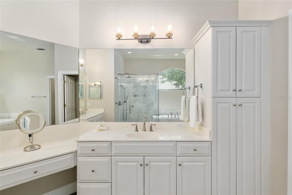 For Sale: $1,085,000 (5 beds, 4 baths, 4113 Square Feet)