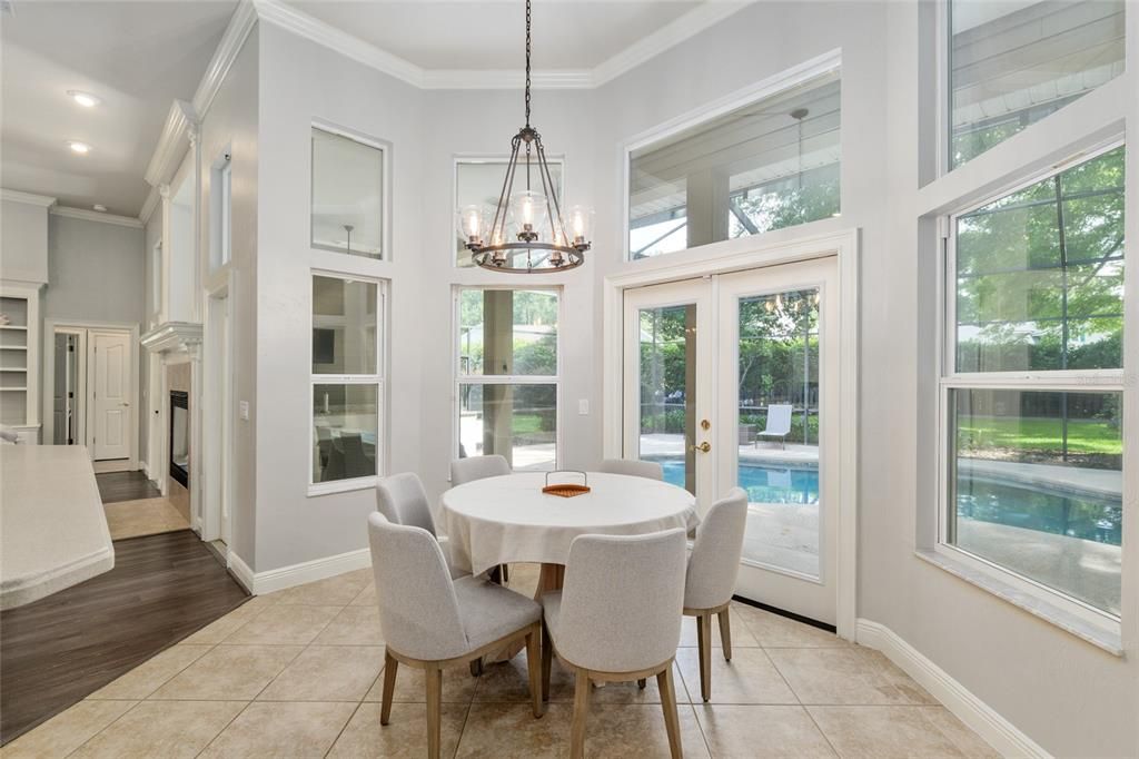 For Sale: $1,085,000 (5 beds, 4 baths, 4113 Square Feet)