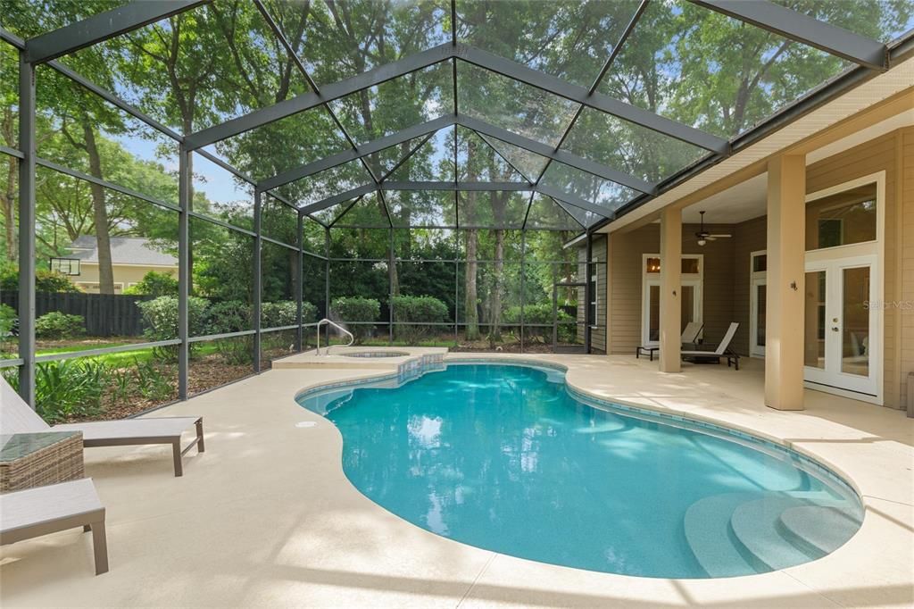 For Sale: $1,085,000 (5 beds, 4 baths, 4113 Square Feet)