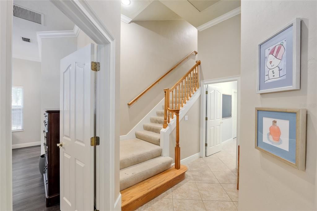 For Sale: $1,085,000 (5 beds, 4 baths, 4113 Square Feet)