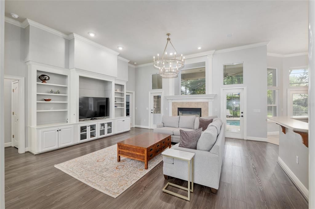 For Sale: $1,085,000 (5 beds, 4 baths, 4113 Square Feet)