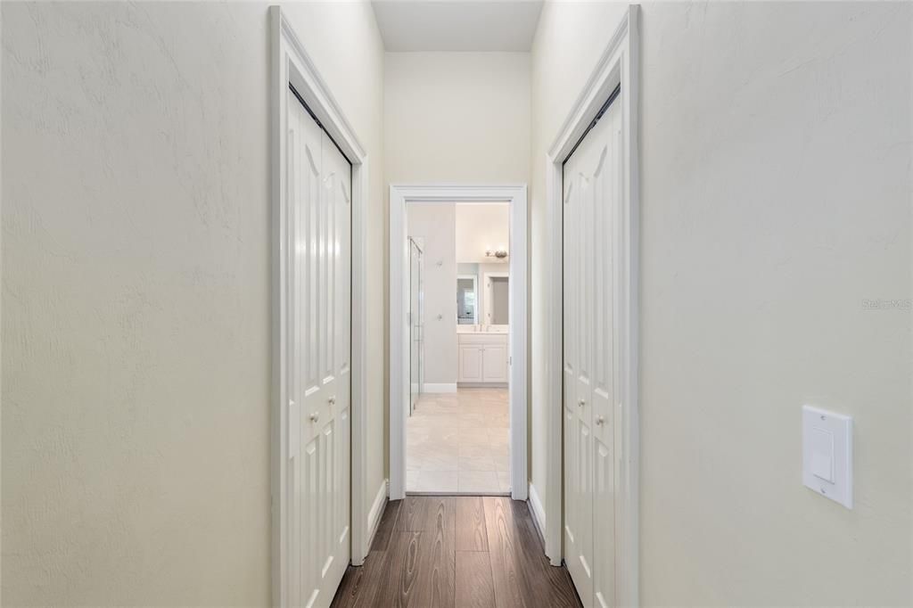 For Sale: $1,085,000 (5 beds, 4 baths, 4113 Square Feet)