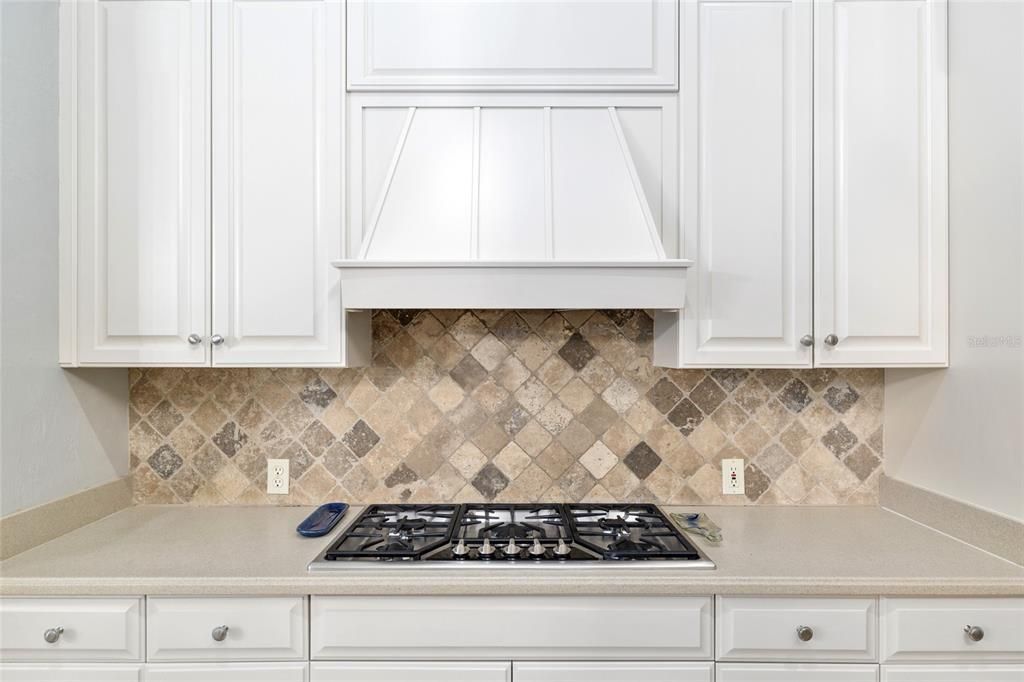 For Sale: $1,085,000 (5 beds, 4 baths, 4113 Square Feet)