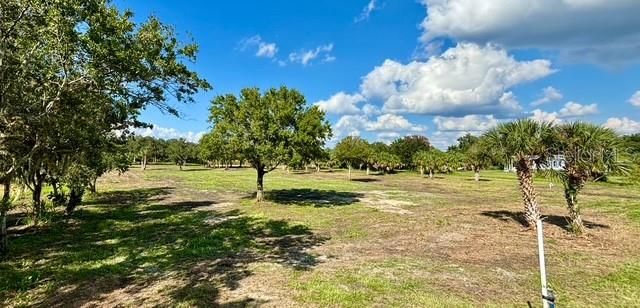 На продажу: $599,999 (2.89 acres)