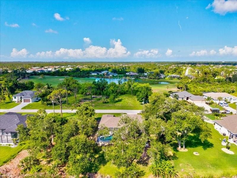 Activo con contrato: $435,000 (4 camas, 3 baños, 2320 Pies cuadrados)